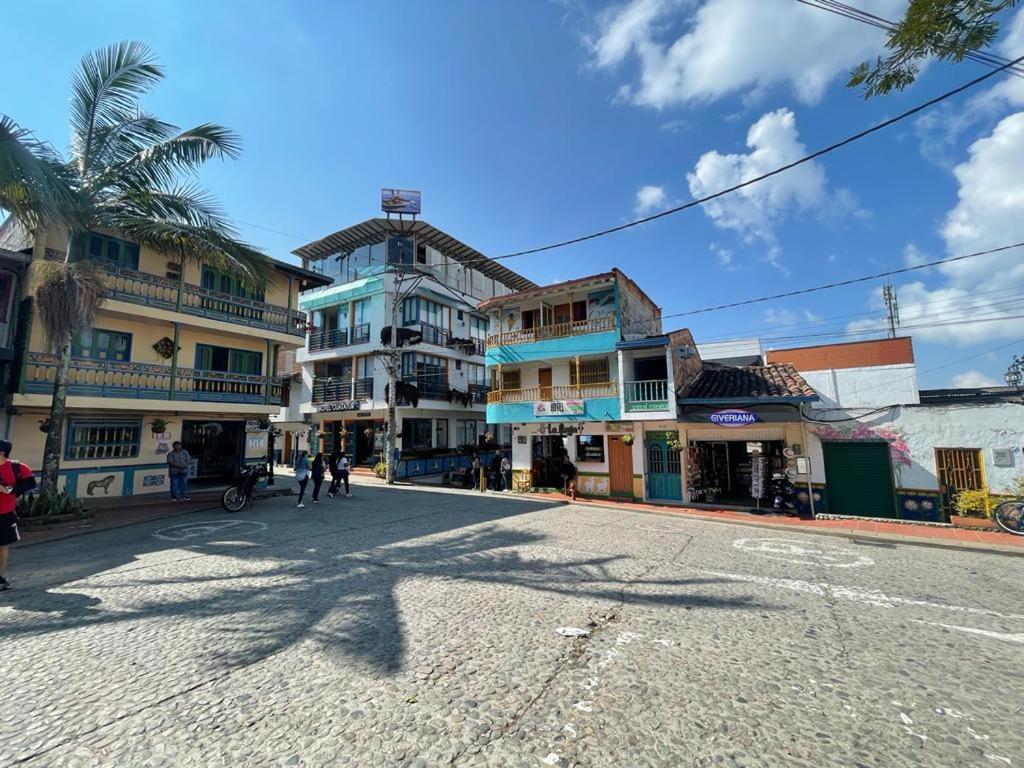 Hospedaje 3 Esquinas Guatapé 外观 照片