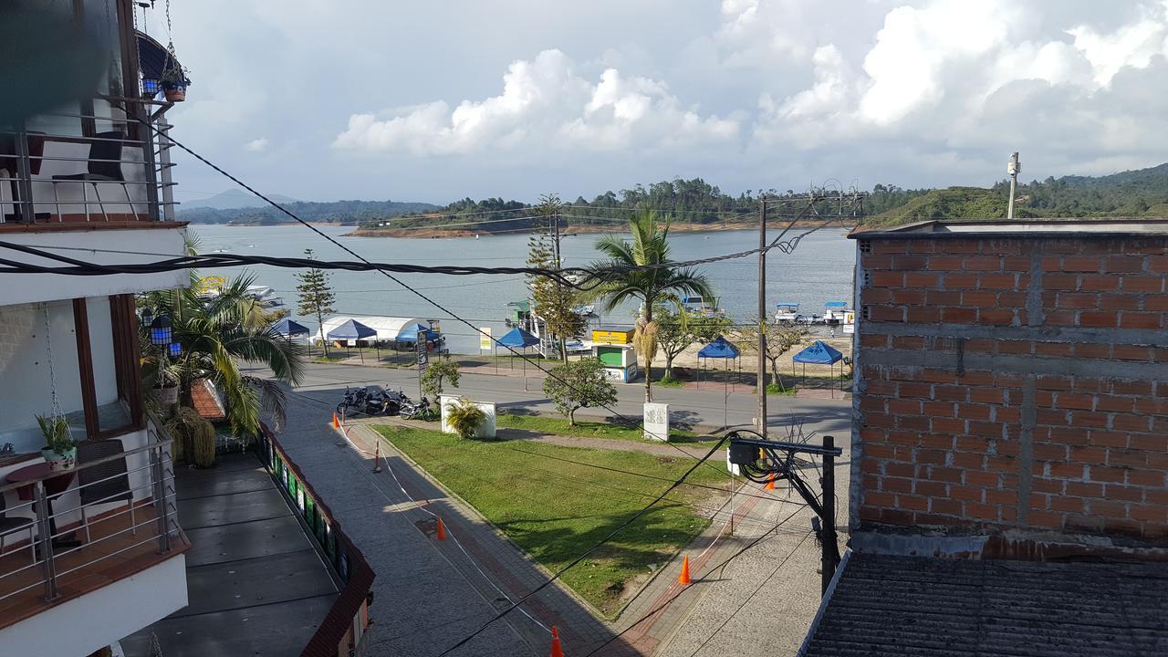 Hospedaje 3 Esquinas Guatapé 外观 照片