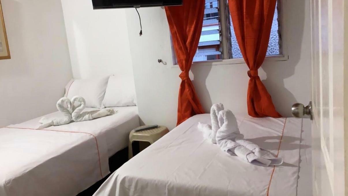 Hospedaje 3 Esquinas Guatapé 外观 照片